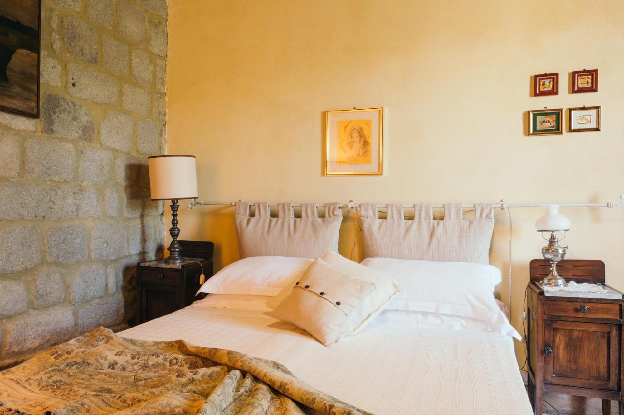 Hotel Convento San Bartolomeo à Abbadia San Salvator Extérieur photo